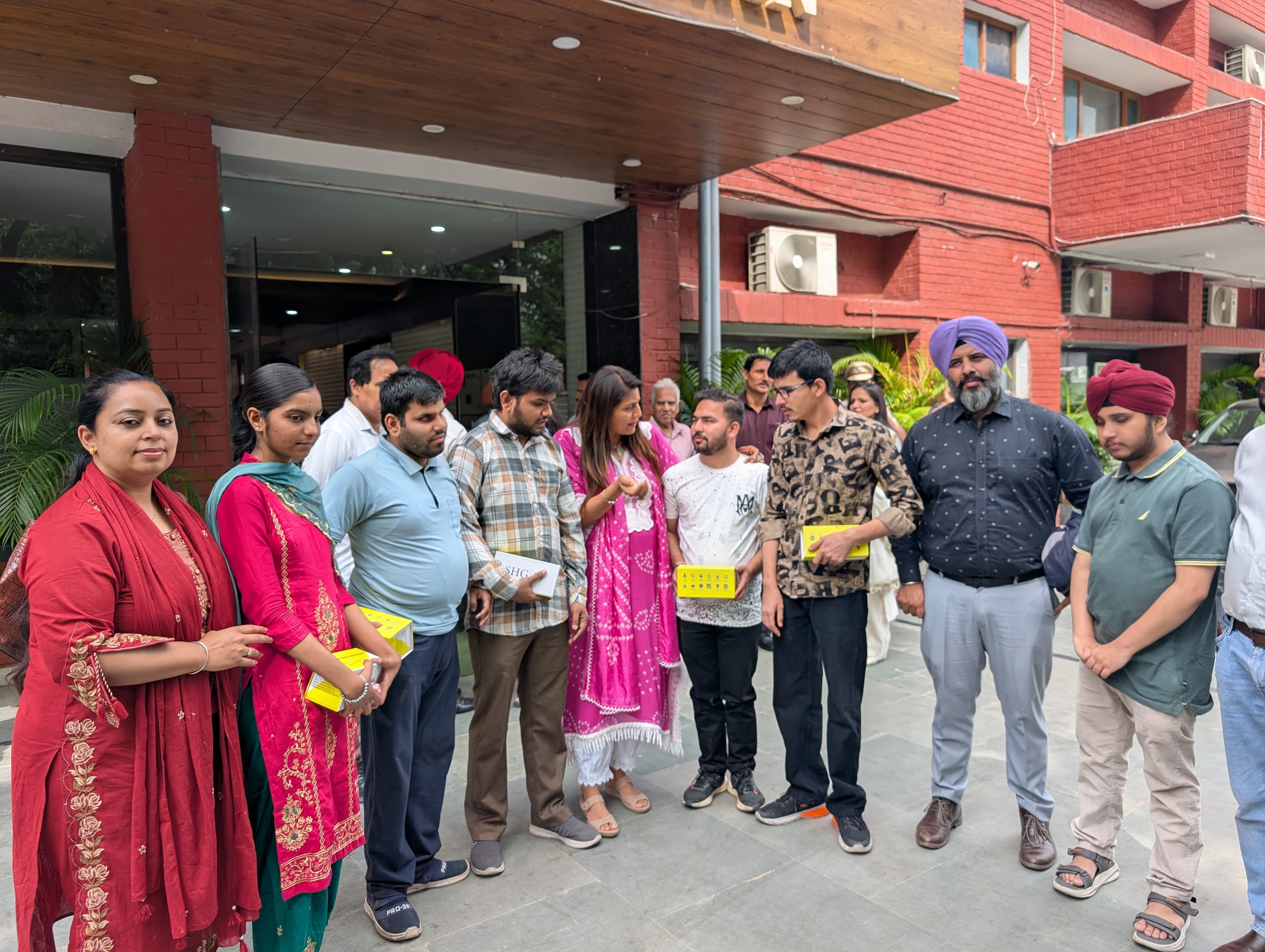 Visually Impaired Students with Mrs. Kamal Sisodia, Commandant, 13th Battalion, CRPF at Smart Vision Glasses Distribution