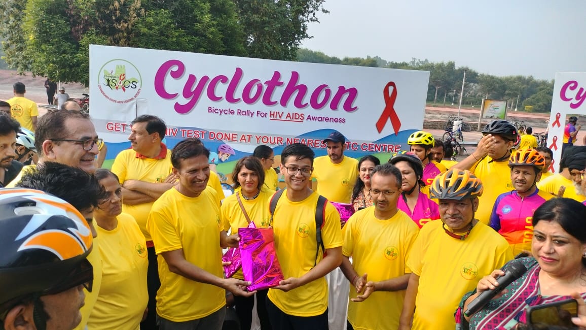 Cyclothon group photograph