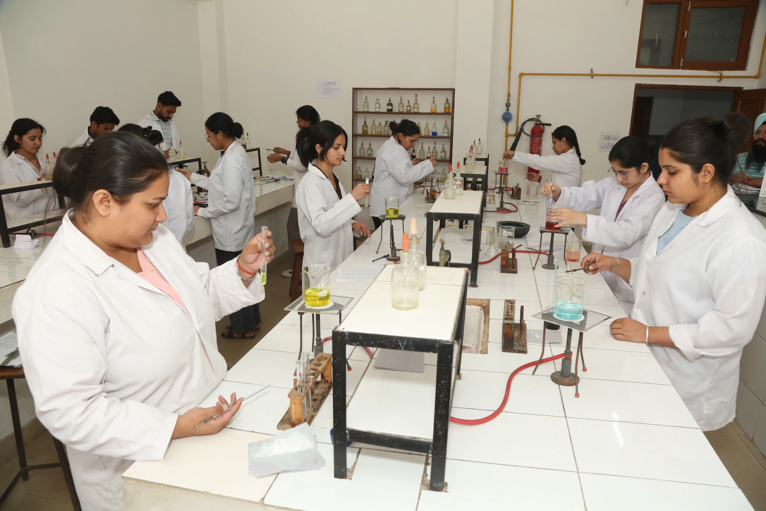 Chemistry Laboratory at SGGS Chandigarh